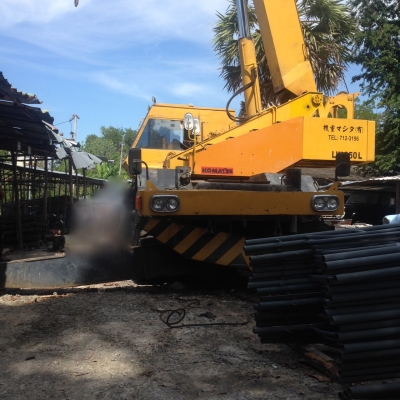 รถเครน 4 ล้อ KOMATSU / W 250L , เครน 25 ตัน.    สนใจติดต่อ  081 - 6079515