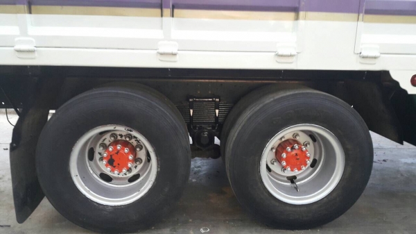 ขายสิบล้อเพลาเดียวกะบะล่องเมกก้า 220แรงปี50 รถสวยน่าใช้กะบะยาว6.20 กว้าง2.45 สูง1.45 ความสูงทางเราต่อให้ได้คับ ขายสิบล้อเพลาเดียวกะบะล่องเมกก้า 220แรงปี50 รถสวยน่าใช้กะบะยาว6.20 กว้าง2.45 สูง1.45 ความสูงทางเราต่อให้ได้คับ