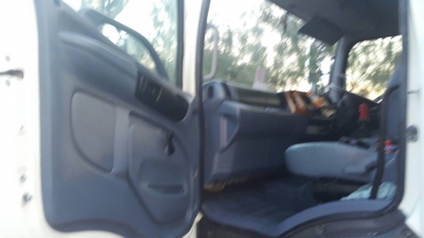 ขายสิบล้อเพลาเดียวกะบะล่องเมกก้า 220แรงปี50 รถสวยน่าใช้กะบะยาว6.20 กว้าง2.45 สูง1.45 ความสูงทางเราต่อให้ได้คับ ขายสิบล้อเพลาเดียวกะบะล่องเมกก้า 220แรงปี50 รถสวยน่าใช้กะบะยาว6.20 กว้าง2.45 สูง1.45 ความสูงทางเราต่อให้ได้คับ