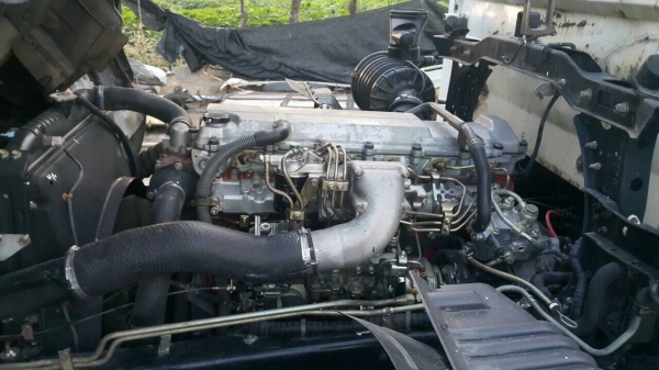 ขายสิบล้อเพลาเดียวกะบะล่องเมกก้า 220แรงปี50 รถสวยน่าใช้กะบะยาว6.20 กว้าง2.45 สูง1.45 ความสูงทางเราต่อให้ได้คับ ขายสิบล้อเพลาเดียวกะบะล่องเมกก้า 220แรงปี50 รถสวยน่าใช้กะบะยาว6.20 กว้าง2.45 สูง1.45 ความสูงทางเราต่อให้ได้คับ