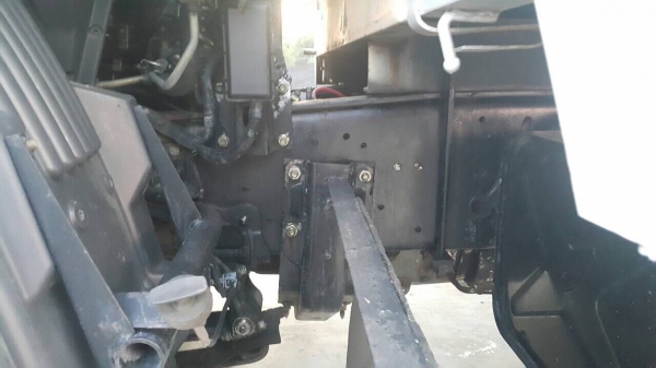 ขายสิบล้อเพลาเดียวกะบะล่องเมกก้า 220แรงปี50 รถสวยน่าใช้กะบะยาว6.20 กว้าง2.45 สูง1.45 ความสูงทางเราต่อให้ได้คับ ขายสิบล้อเพลาเดียวกะบะล่องเมกก้า 220แรงปี50 รถสวยน่าใช้กะบะยาว6.20 กว้าง2.45 สูง1.45 ความสูงทางเราต่อให้ได้คับ