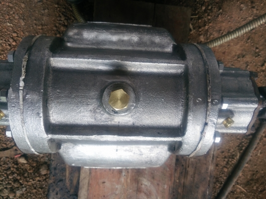 ปั๊มเฟืองสำหรับรถบรรทุกน้ำมัน ขนาด 3 นิ้ว เก่านอก(สเตนเลส)