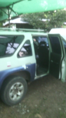 รถนิสสันแวนฝาแดง รถนิสสันแวนฝาแดง