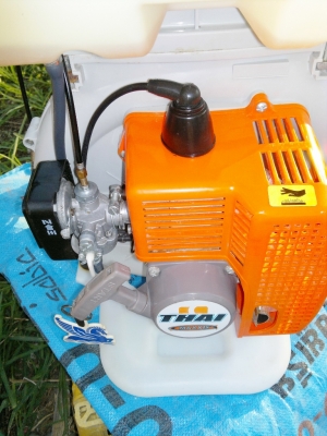 เครื่องปั๊มฉีดยามิสซูฯ+เครื่องพ่นปุ๋ยKASEI สภาพใหม่