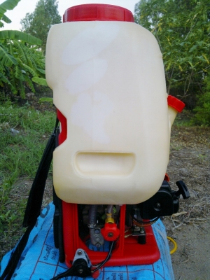 เครื่องปั๊มฉีดยามิสซูฯ+เครื่องพ่นปุ๋ยKASEI สภาพใหม่