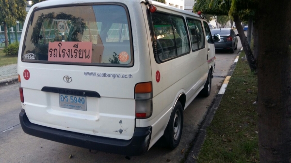 #ฝากขาย
รถตู้โตโยต้าหัวจรวดบางเดิม ปี99 เครื่องดีเซล5L เครื่องดี น้ำไม่ดัน เฟืองท้ายไม่หอน