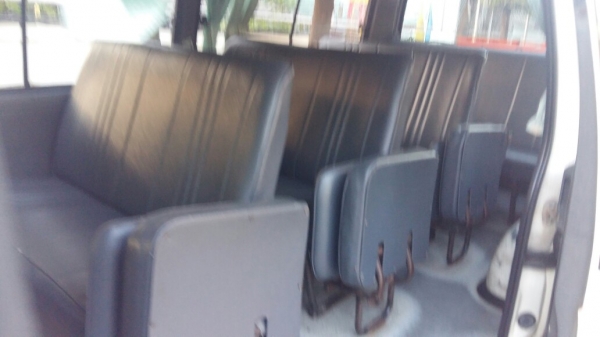 #ฝากขาย
รถตู้โตโยต้าหัวจรวดบางเดิม ปี99 เครื่องดีเซล5L เครื่องดี น้ำไม่ดัน เฟืองท้ายไม่หอน