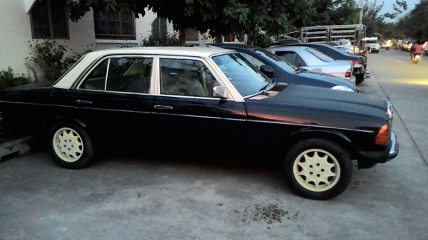 เบ็นซ์230 เดิมๆ เครื่องเดิมฟิตแอร์หนาวสีดีช่วงล่างโอเค