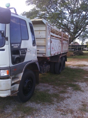 รถสวยๆ สิบล้อ ฮีโน่ FM3M 240ปี39 ดั้มสามมิตรแท้ 2เพา สภาพสวยกริบบางเดิมทั้งคัน เล่มทะเบียนพร้อมโอน รถสวยๆ สิบล้อ ฮีโน่ FM3M 240ปี39 ดั้มสามมิตรแท้ 2เพา สภาพสวยกริบบางเดิมทั้งคัน เล่มทะเบียนพร้อมโอน