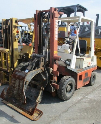 ขาย forklift Nissan 1.4 ตัน เก่านอก พร้อมตัวคีบ หมุนได้ ขาย forklift Nissan 1.4 ตัน เก่านอก พร้อมตัวคีบ หมุนได้