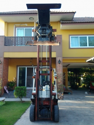 ขาย forklift Nissan 1.4 ตัน เก่านอก พร้อมตัวคีบ หมุนได้ ขาย forklift Nissan 1.4 ตัน เก่านอก พร้อมตัวคีบ หมุนได้
