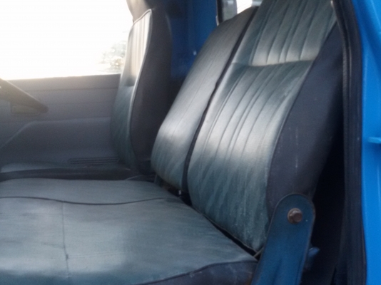 ขาย 6 ล้อ ISUZU  NKR 110 แรง เกียร์สั้น(จัดแนนซ์ให้คุณอุดม พุทธลาจากร้อยเอ็ดเรียบร้อยแล้ว)ดาวน์118000ออกรถได้เลย)ใช้แค่บัตร+ทะเบียนบ้าน อนุมัติเลย)พวงมาลัยพาวเวอร์ ยกหัวได้ เครื่องแน่นๆ แห้ง แรงดีสุดๆ แซสซีเยี่ยม สวยตลอดเส้น รถวิ่งด