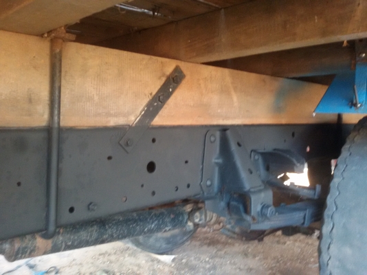 ขาย 6 ล้อ ISUZU  NKR 110 แรง เกียร์สั้น(จัดแนนซ์ให้คุณอุดม พุทธลาจากร้อยเอ็ดเรียบร้อยแล้ว)ดาวน์118000ออกรถได้เลย)ใช้แค่บัตร+ทะเบียนบ้าน อนุมัติเลย)พวงมาลัยพาวเวอร์ ยกหัวได้ เครื่องแน่นๆ แห้ง แรงดีสุดๆ แซสซีเยี่ยม สวยตลอดเส้น รถวิ่งด