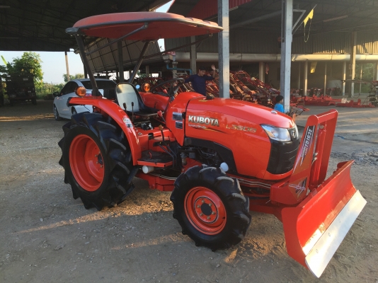 ขายรถไถคูโบต้า L3608 ทำงาน 600 ชั่วโมงพร้อมชุดอุปกรณ์ 2 ชิ้น ขายราคา 298,000 บาท สนใจโทรต่อรองราคาได้ที่ 081-9136451 คุณโบว์