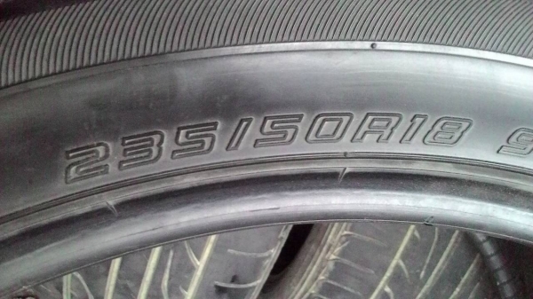 235/50R18 DUNLOP SP SPORT LM704 ปี2014 ชุด 4 เส้น tel.081-427-3941