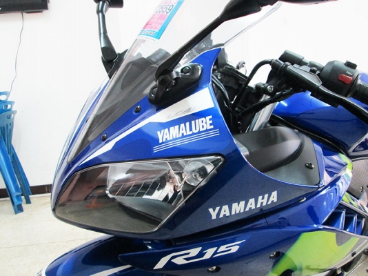 ขาย Yamaha R 15 ปี 2015 ลาย movistar รถ 3 เดือน ไมล์แท้ 1751 กม สภาพสวยเดิมๆ สมุดคู่มือการใช้งาน สมุดรับประกันศูนย์ สีน้ำเงิน ราคา 74900 บาท