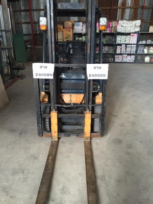 ขายรถโฟร์คลิฟท์ 1.5ตัน 200000