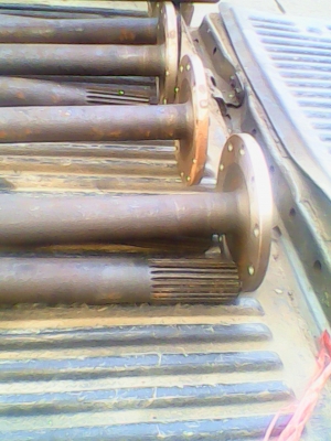 ขายเพลาข้าง FBR  37 นิ้ว  20 ฟัน ราคา 2500 บาท โทร   0906208746   0920976322