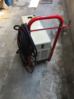 ปั้มฉีดน้ำแรงดันสูง