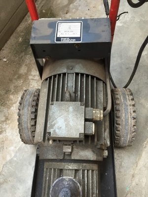 ปั้มฉีดน้ำแรงดันสูง