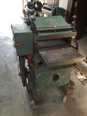 เครื่องรีดไม้ Dainichi