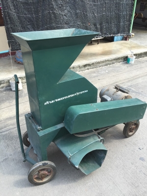 เครื่องสับตัดพืช กิ่งไม้ มันสัมปะหลัง