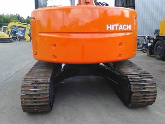 HITACHI รุ่น ZX 135 US  มีลายกระแทก