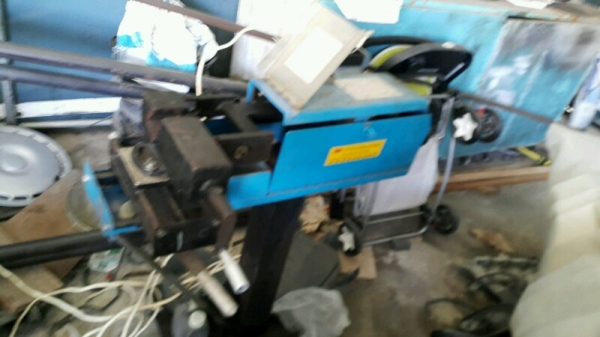 เครื่องบากท่อ