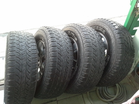 ล้อVigo + Yoko AT 265/70/16 ปี10 สภาพดี 1ชุด