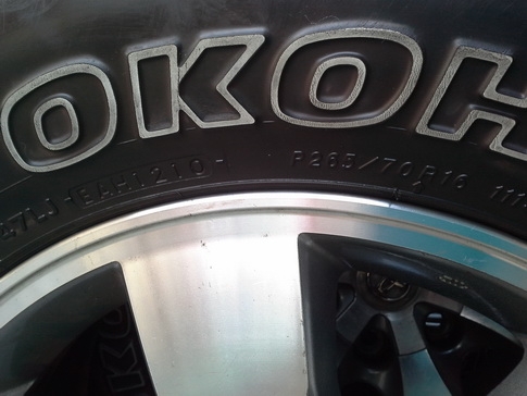 ล้อVigo + Yoko AT 265/70/16 ปี10 สภาพดี 1ชุด
