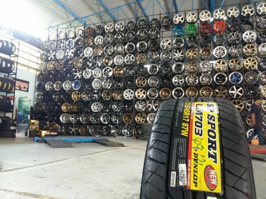 DUNLOP LM703 ลดล้างสต็อค ราคาพิเศษถูกสุดๆ