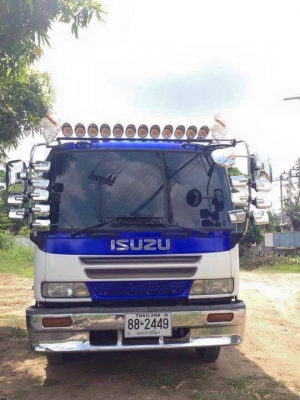 Isuzu Deca  FTR