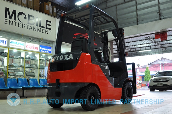 ขายรถโฟล์คลิฟท์มือสอง TOYOTA รุ่น 8FG15-10022 ราคา 245,000 บาท นำเข้าจากประเทศญี่ปุ่น 100\% ไม่เคยใช้งานในไทย