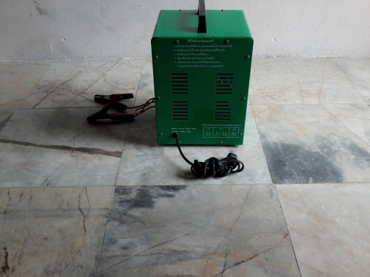 ขายหม้อชาทแบตสภาพดีกับอินเวอร์เตอร์เข้า12vออก220v