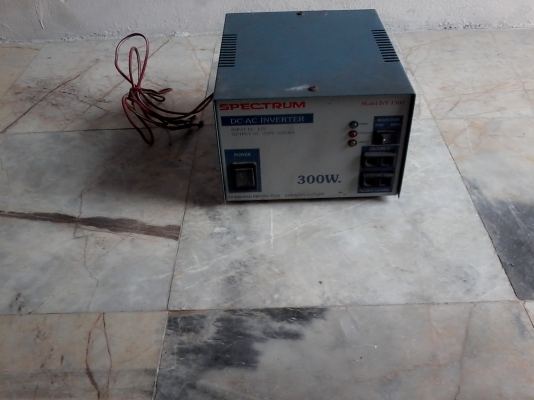 ขายหม้อชาทแบตสภาพดีกับอินเวอร์เตอร์เข้า12vออก220v