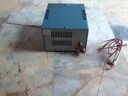 ขายหม้อชาทแบตสภาพดีกับอินเวอร์เตอร์เข้า12vออก220v