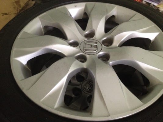 ขายล้อแม็กแอคคอร์ด G8 ขอบ17 พร้อมยาง มิชเชอร์ลิน 225 55 17 ปี 13