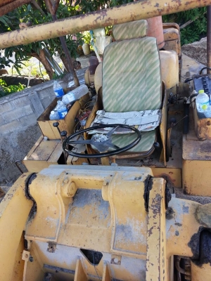 ขายรถตัก cat 922 B สภาพพร้อมใช้ ขายรถตัก cat 922 B สภาพพร้อมใช้