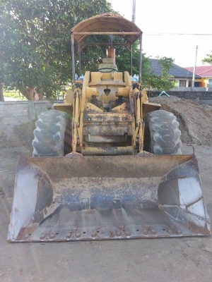 ขายรถตัก cat 922 B สภาพพร้อมใช้ ขายรถตัก cat 922 B สภาพพร้อมใช้
