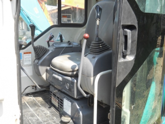 ขายรถนอกเก่าญี่ปุ่น komatsu pc35-8 หัวเก๋งรถสวยราคาถูก สนใจโทร 092-3309229 อี๊ด