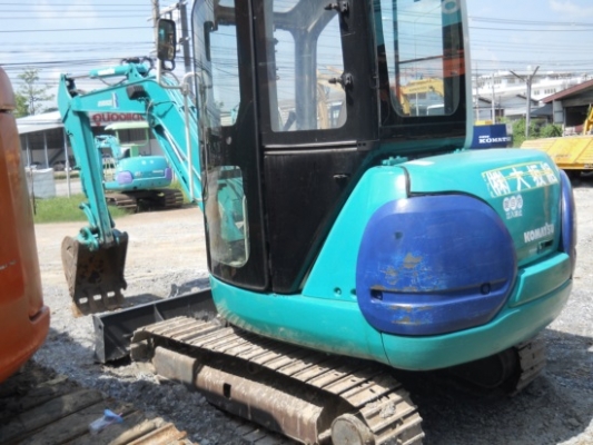 ขายรถนอกเก่าญี่ปุ่น komatsu pc35-8 หัวเก๋งรถสวยราคาถูก สนใจโทร 092-3309229 อี๊ด