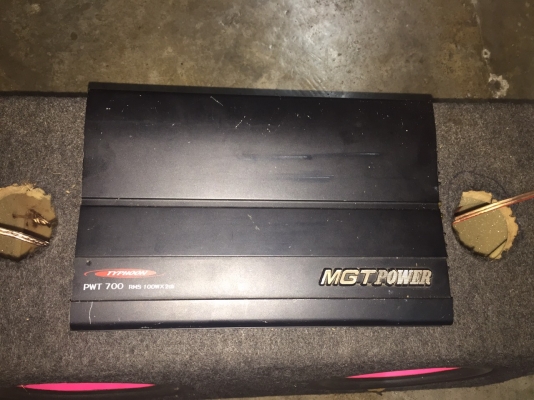 ลดๆ 3000 รับเอง 3300 ส่งเอกชน ตู้ Sub 10 นิ้ว + AMP MGT Power เก่าญี่ปุ่น ลดๆ 3000 รับเอง 3300 ส่งเอกชน ตู้ Sub 10 นิ้ว + AMP MGT Power เก่าญี่ปุ่น