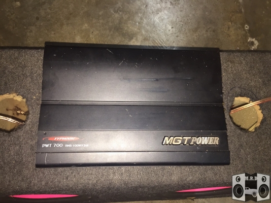 ลดๆ 3000 รับเอง 3300 ส่งเอกชน ตู้ Sub 10 นิ้ว + AMP MGT Power เก่าญี่ปุ่น ลดๆ 3000 รับเอง 3300 ส่งเอกชน ตู้ Sub 10 นิ้ว + AMP MGT Power เก่าญี่ปุ่น