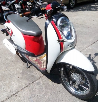 ขายได้ขาย Honda Scoopy i หัวฉีด สภาพสวยๆ