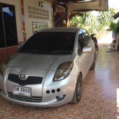 ขายรถเก๋งยาริสปี2006เกียร์ออโต้ ติดแก๊ส