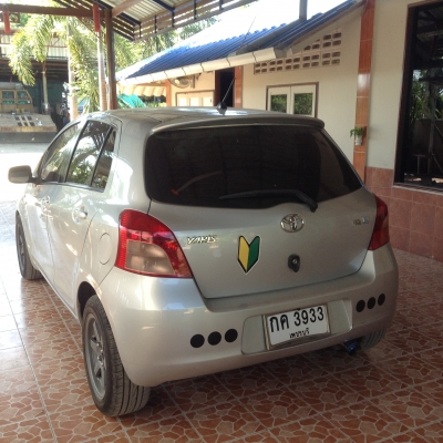 ขายรถเก๋งยาริสปี2006เกียร์ออโต้ ติดแก๊ส