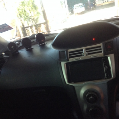 ขายรถเก๋งยาริสปี2006เกียร์ออโต้ ติดแก๊ส