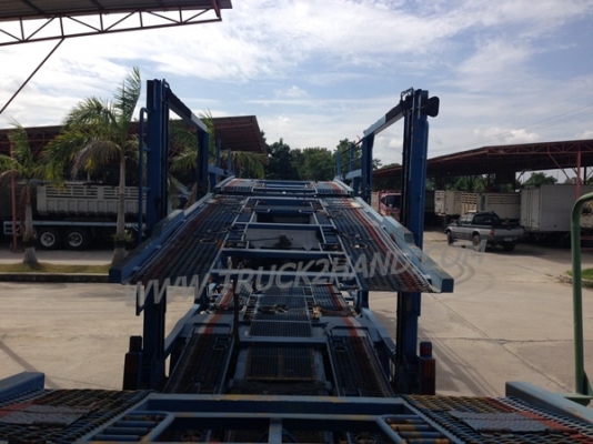 รถเทเลอร์บรรทุกรถยนต์  ยี่ห้อ HINO 212 แรงม้า  ปีจดทะเบียน 2547