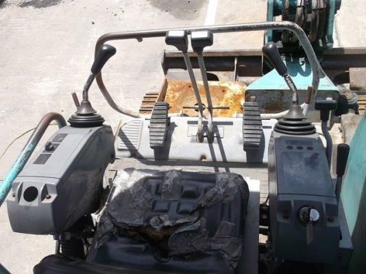 ขายรถแบคโฮ KOBELCO รุ่น SK045-2 มือสองญี่ปุ่น ขายถูก!! ขายรถแบคโฮ KOBELCO รุ่น SK045-2 มือสองญี่ปุ่น ขายถูก!!