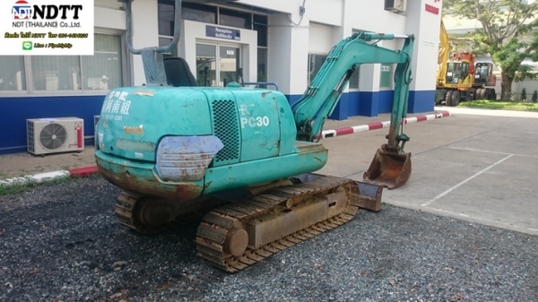ขายรถแบคโฮ KOMATSU รุ่น PC30-7E มือสองญี่ปุ่น มือถือ 0614194021